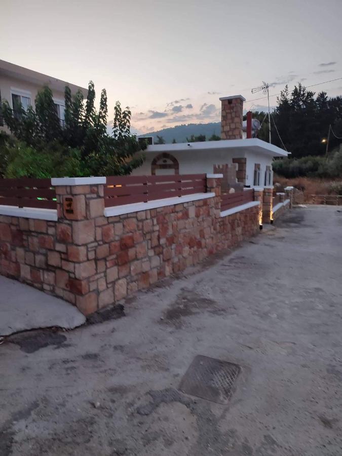 Villa Jimmy, Pilona Village Vlicha  Exteriör bild